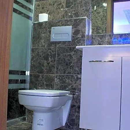 Behram Hotel 3*