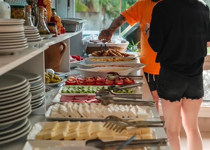 Ξενοδοχείο Behram 3*