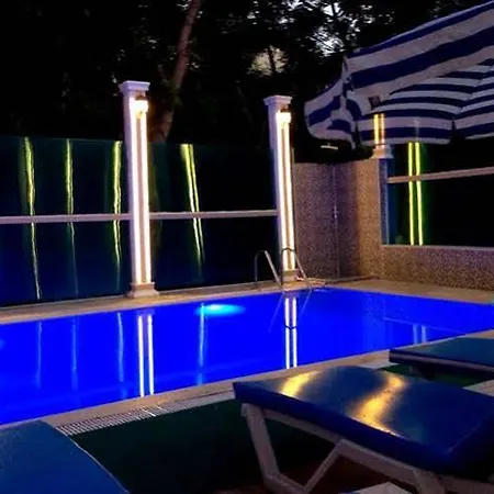 Behram Hotel Antalia